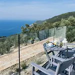 Kampaki Stone Áyios Nikítas