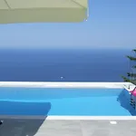 Kampaki Stone * Agios Nikitas