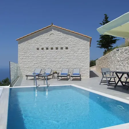 Villa Kampaki Stone Agios Nikitas