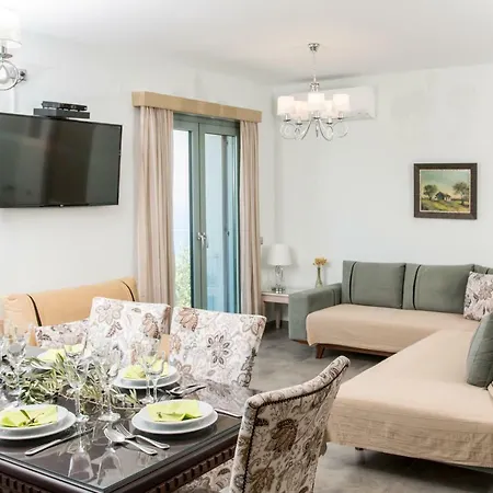 Kampaki Stone Villa Áyios Nikítas