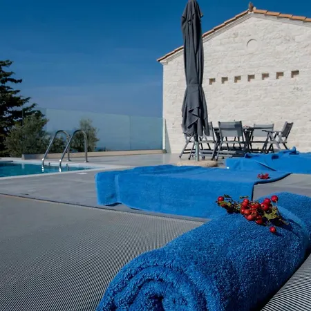 Villa Kampaki Stone