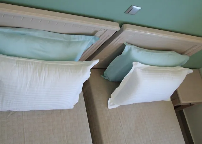 Kampaki Stone * Agios Nikitas