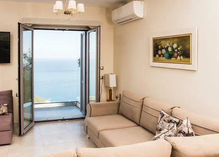 Villa Kampaki Stone Agios Nikitas