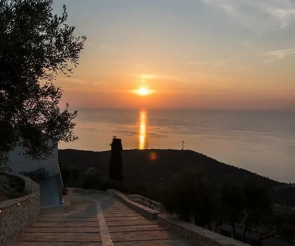 Kampaki Stone * Áyios Nikítas